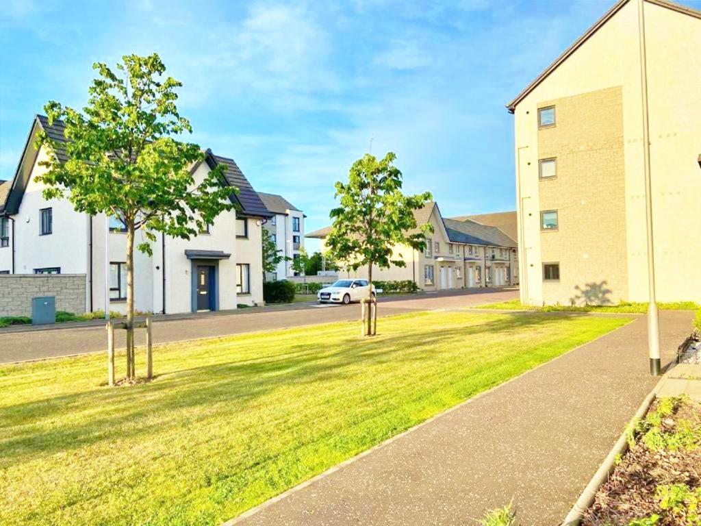 Willa 3 Bed House With Parking Near Airport Edynburg Zewnętrze zdjęcie