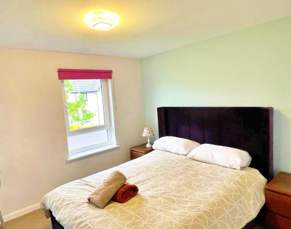 Willa 3 Bed House With Parking Near Airport Edynburg Zewnętrze zdjęcie